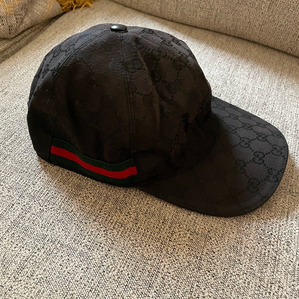 Authentic Men’s Gucci Hat